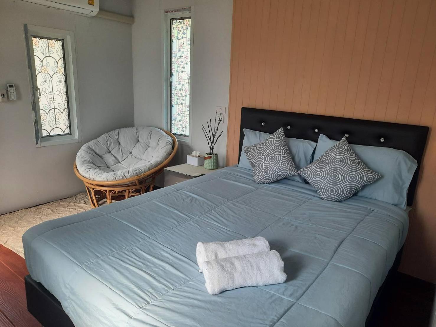 Homlomchomsuan หอมลมชมสวน Apartment Ban Mai  Exterior photo